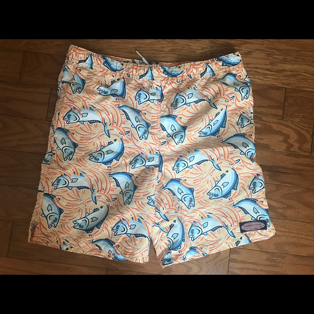 Boys Vineyard Vines Swim Trunks Size M